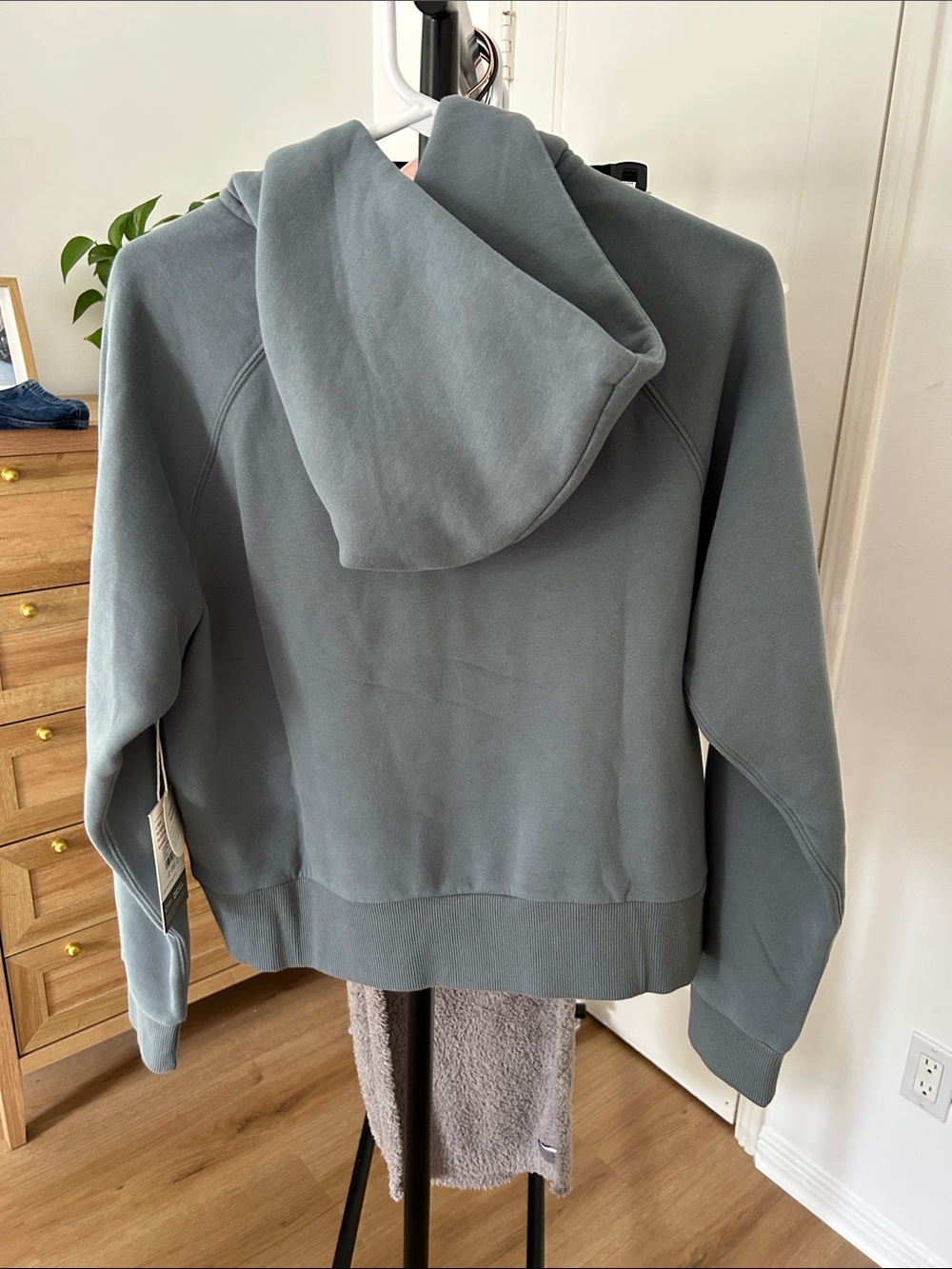 NWT Vuori Restore Half Zip Hoodie. Size small. Smoke Blue - Picture 2 of 5